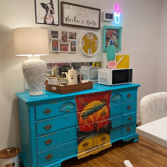 Meet your Posher, Stephanie - Picture 10 of 16